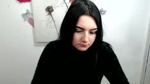 m_i_k_i_ online show from 02-21-26, 10:49