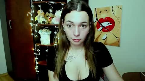 Vikki online show from 02-20-25, 03:52
