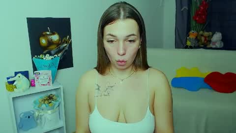 Vikki online show from 03-25-26, 11:49