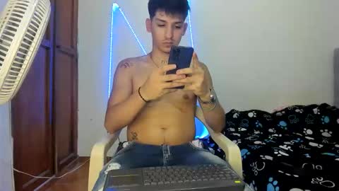 Snapshot of maaster420 chatting on 10-04-25, 09:02 itgram pezlo josue online show from 10-04-25, 09:02
