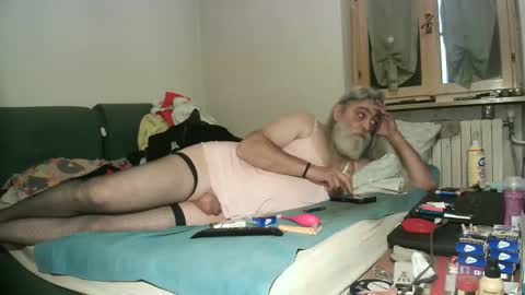 maax1970 online show from 12-28-24, 03:59