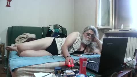 Snapshot of maax1970to chatting on 05-21-26, 07:48 maax1970 online show from 05-21-26, 07:48