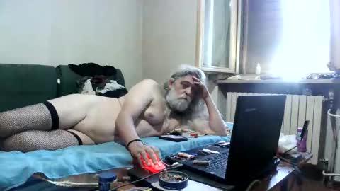 Snapshot of maax1970to chatting on 05-26-26, 08:10 maax1970 online show from 05-26-26, 08:10