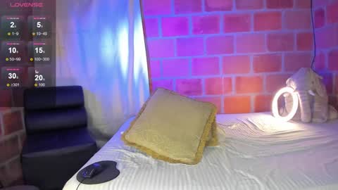   online show from 12-02-24, 11:23