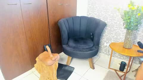 Snapshot of mabelsaravia chatting on 04-19-26, 07:38 mabel online show from 04-19-26, 07:38