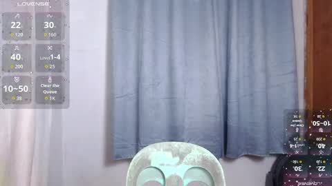Snapshot of mabuhay_lola chatting on 05-27-26, 04:09 Divina online show from 05-27-26, 04:09
