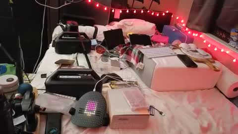 mac1119 online show from 04-18-26, 09:46