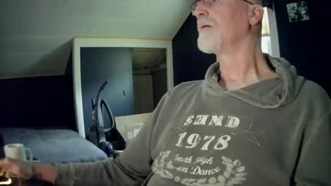 Snapshot of mac8181 chatting on 05-10-26, 10:53 mac8181 online show from 05-10-26, 10:53