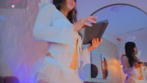 Maca online show from 10-31-25, 11:33