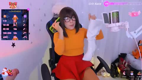 MacarenaIndependent model  online show from 11-26-25, 07:48