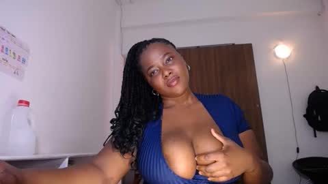 Snapshot of macarenaboobs chatting on 04-04-26, 05:21 macarenaboobs online show from 04-04-26, 05:21