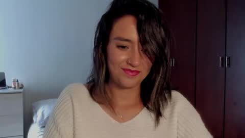 Snapshot of macarenax chatting on 11-15-25, 02:13 Maca online show from 11-15-25, 02:13