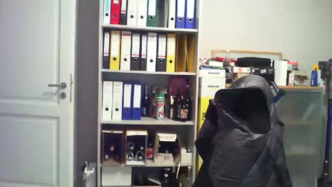 macfly67 online show from 10-14-25, 05:36