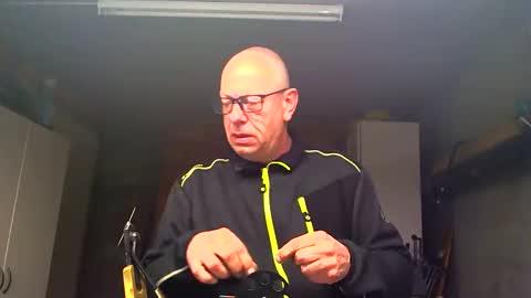 Andy online show from 11-25-25, 07:58