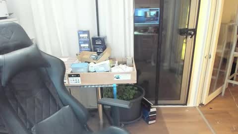 Snapshot of machinegun3dx chatting on 02-11-26, 07:30 Andy online show from 02-11-26, 07:30