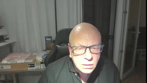 Snapshot of machinegun3dx chatting on 02-22-26, 09:02 Andy online show from 02-22-26, 09:02