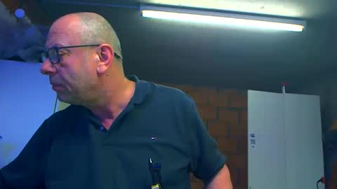 Snapshot of machinegun3dx chatting on 03-03-26, 09:31 Andy online show from 03-03-26, 09:31