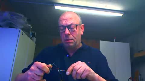 Snapshot of machinegun3dx chatting on 03-04-26, 07:20 Andy online show from 03-04-26, 07:20