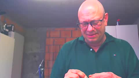 Andy online show from 03-08-26, 02:21