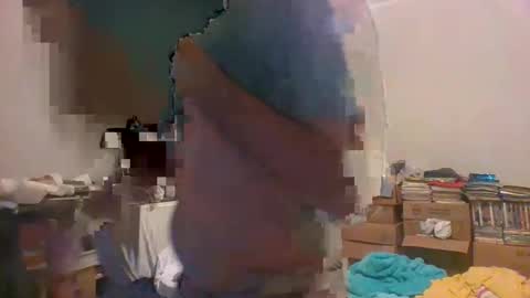 MACHOLIVRE online show from 10-27-25, 06:17