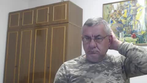 Snapshot of machomale3 chatting on 04-18-26, 07:07 Macho online show from 04-18-26, 07:07