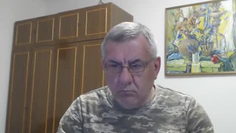 Snapshot of machomale3 chatting on 04-23-26, 06:21 Macho online show from 04-23-26, 06:21