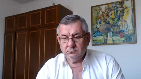 Snapshot of machomale3 chatting on 06-14-26, 01:24 Macho online show from 06-14-26, 01:24
