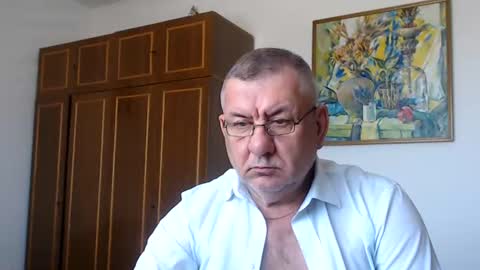 Snapshot of machomale3 chatting on 06-20-26, 10:51 Macho online show from 06-20-26, 10:51