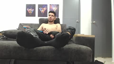 instagram mackdanielsx online show from 04-01-26, 10:07