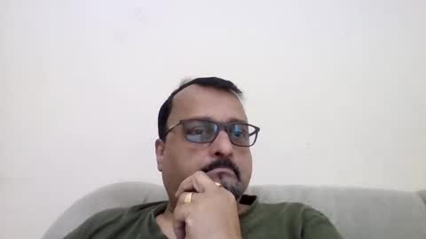 Snapshot of mackbe chatting on 05-24-26, 12:32 Mackbe online show from 05-24-26, 12:32