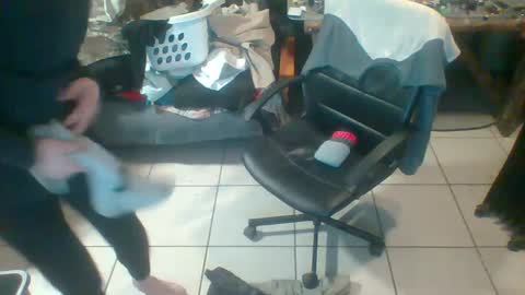 mackdog1369 online show from 02-18-25, 10:03