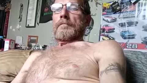 Snapshot of mackdog1369 chatting on 04-22-26, 05:36 mackdog1369 online show from 04-22-26, 05:36