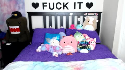 Mackenzie Wolfe online show from 03-02-25, 08:38