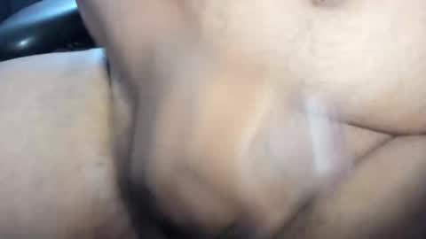 Snapshot of mackvillan chatting on 05-18-26, 02:45 MackVillan online show from 05-18-26, 02:45