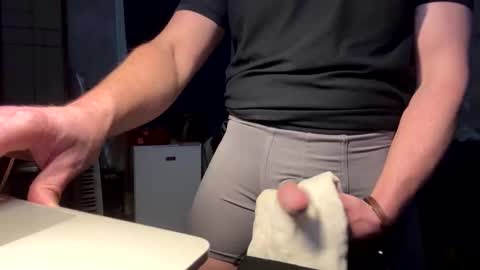 Snapshot of maclowe chatting on 01-13-26, 07:02 MacLowe online show from 01-13-26, 07:02