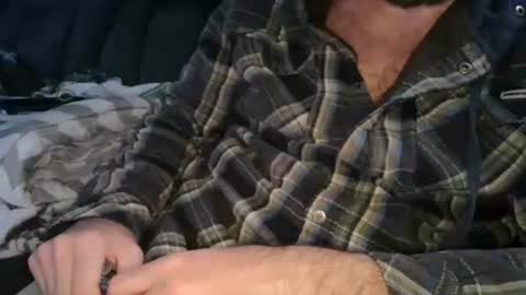 Snapshot of macmagsman chatting on 10-15-25, 02:50 macmagsman online show from 10-15-25, 02:50