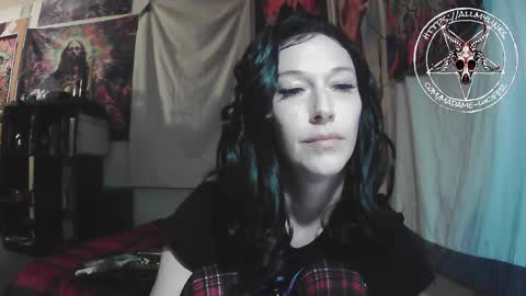 Snapshot of madame_lucifer chatting on 09-29-25, 08:30 Madame Lucifer online show from 09-29-25, 08:30