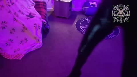 Madame Lucifer online show from 02-13-26, 05:36