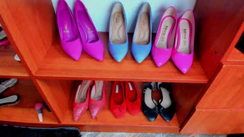 Madame Carla  online show from 01-31-25, 07:51