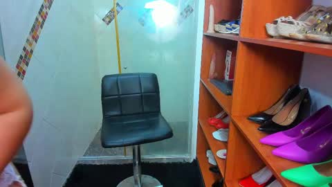 Madame Carla  online show from 03-04-25, 11:40