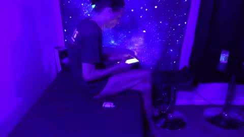 Snapshot of madamglowhole428860 chatting on 03-10-25, 11:21 MadamGlowHole online show from 03-10-25, 11:21