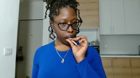 YourMadamIndigo online show from 01-15-26, 05:27