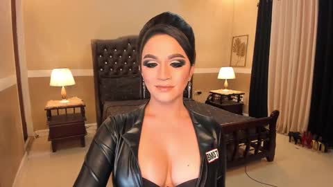 Alison Kloss online show from 03-11-25, 02:54