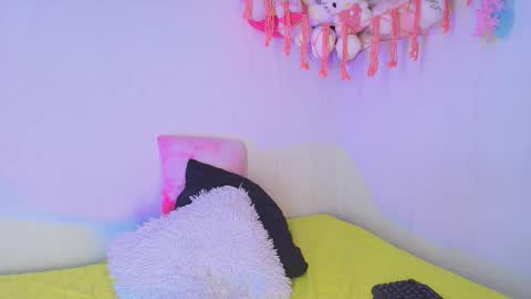 maddie 09 online show from 11-26-25, 01:23