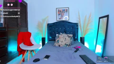 Snapshot of maddie_swift chatting on 02-22-25, 10:52 Maddie online show from 02-22-25, 10:52