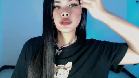 Snapshot of maddiejackson chatting on 02-12-25, 10:56 Im ZY DONT FORGET TO FOLLOW ME - online show from 02-12-25, 10:56