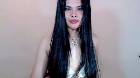 Snapshot of maddiejackson chatting on 02-12-25, 06:40 Im ZY DONT FORGET TO FOLLOW ME - online show from 02-12-25, 06:40