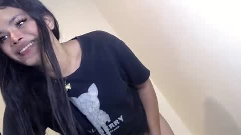 Snapshot of maddiejackson chatting on 09-19-25, 03:45 Im ZY DONT FORGET TO FOLLOW ME - online show from 09-19-25, 03:45