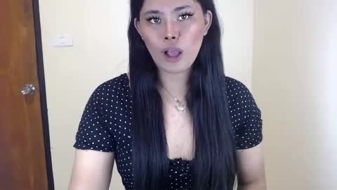 Snapshot of maddiejackson chatting on 09-26-25, 04:00 Im ZY DONT FORGET TO FOLLOW ME - online show from 09-26-25, 04:00