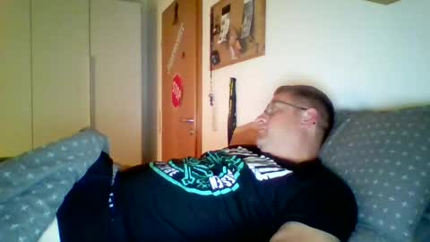 Snapshot of maddin8891 chatting on 06-15-26, 08:22 Maddin online show from 06-15-26, 08:22